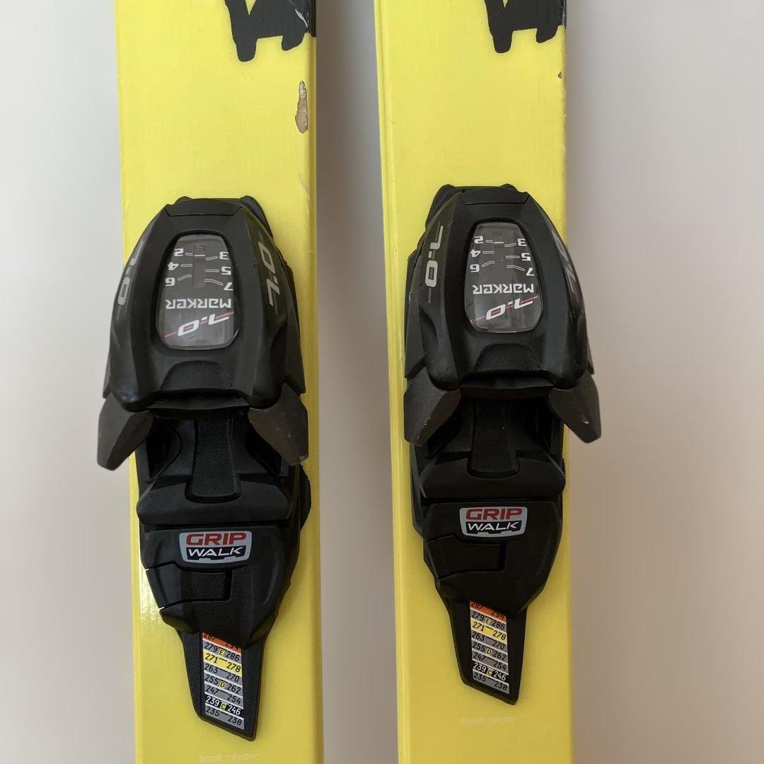 Völkl イエロー スキー板　ツインチップ