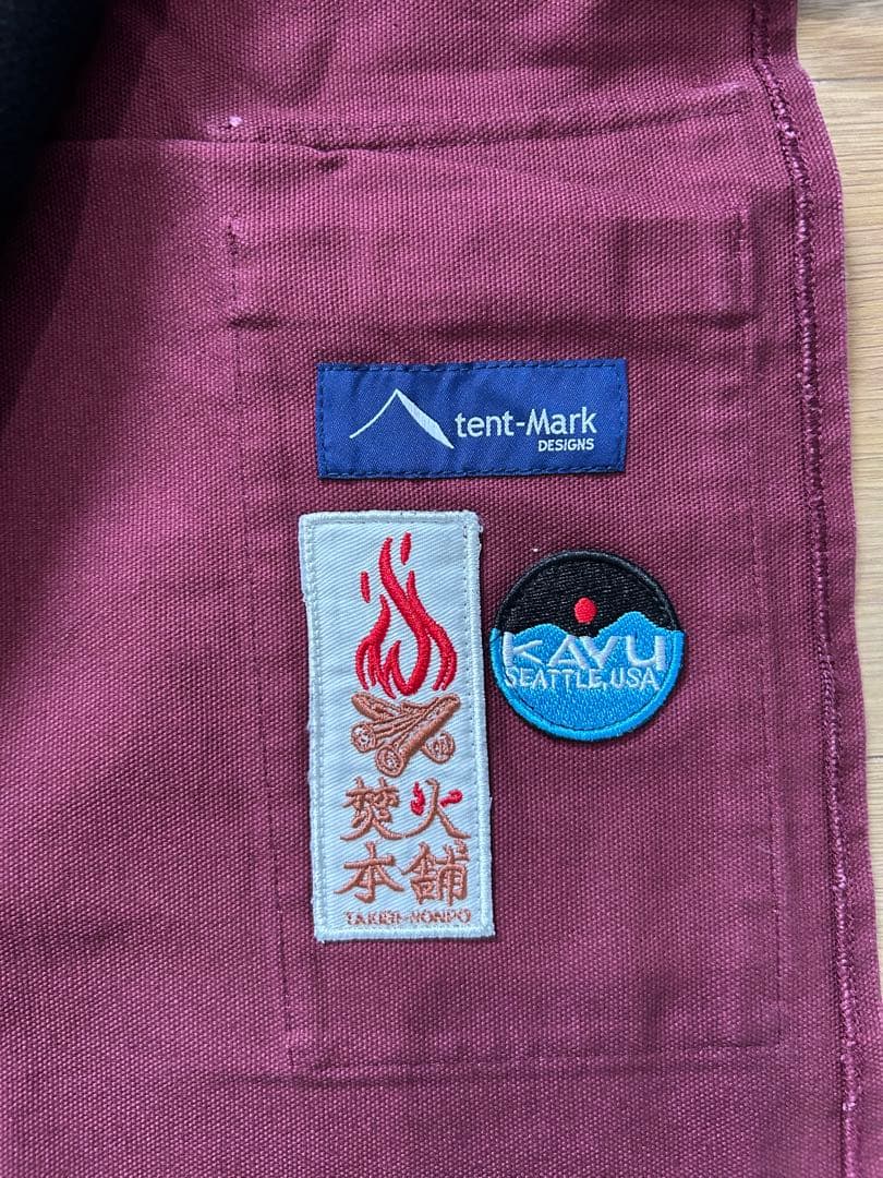 スーパーマント　バーガンディ ブランケット フード　テンマクデザイン　kavu