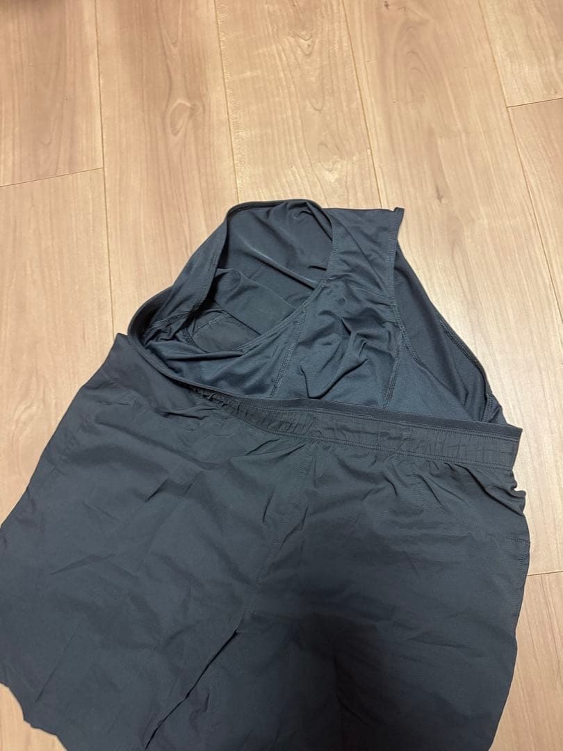 arcteryx ブラック 美品ハーフパンツ ジッパーポケット付き