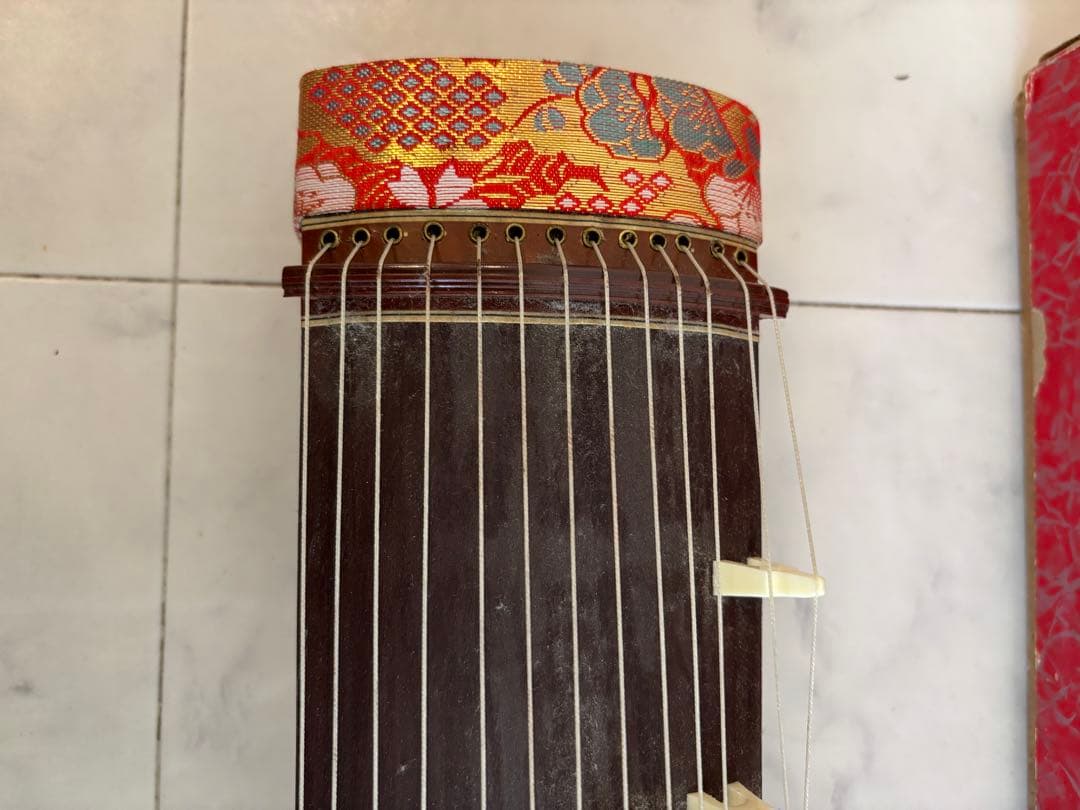 和楽器 ミニ琴 13弦 琴柱付き