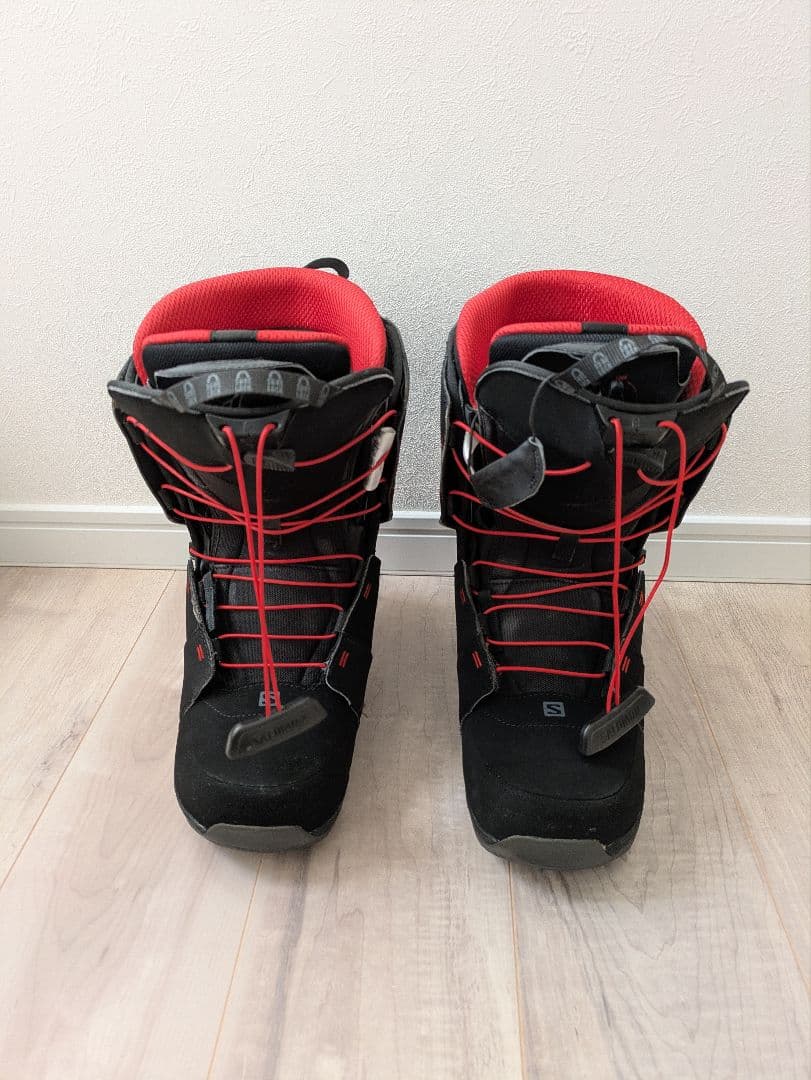 クリスマス特価　サロモン ダイアログワイド 27.5cm 手袋・ケースプレゼント