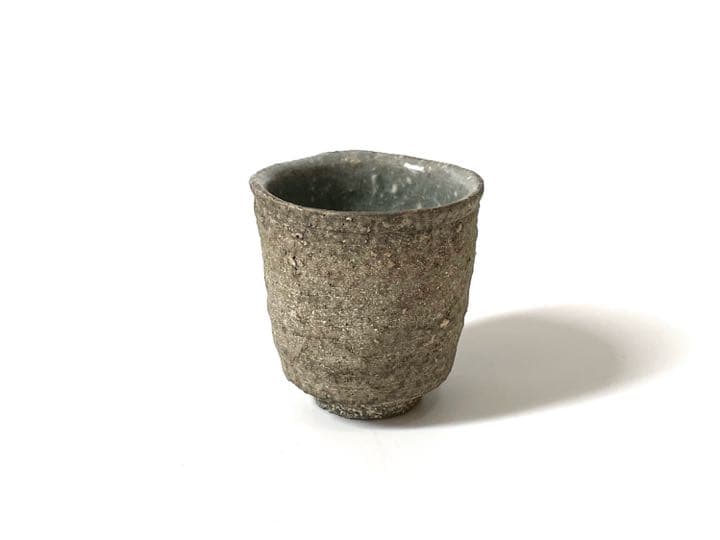 作家物　陶芸家　作者不明　炻器　酒器　酒盃　筒盃　ぐい呑　加守田章二