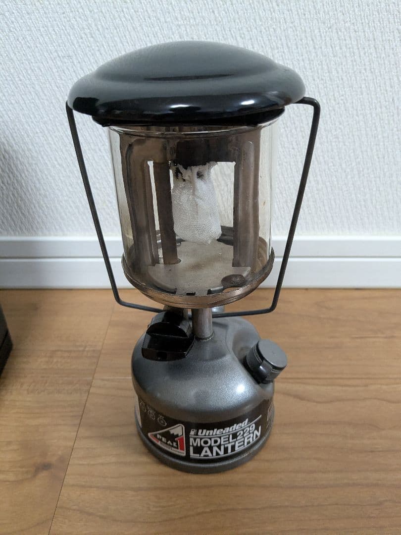コールマン　PEAK1　アンレデッドガソリンランタン　MODEL229