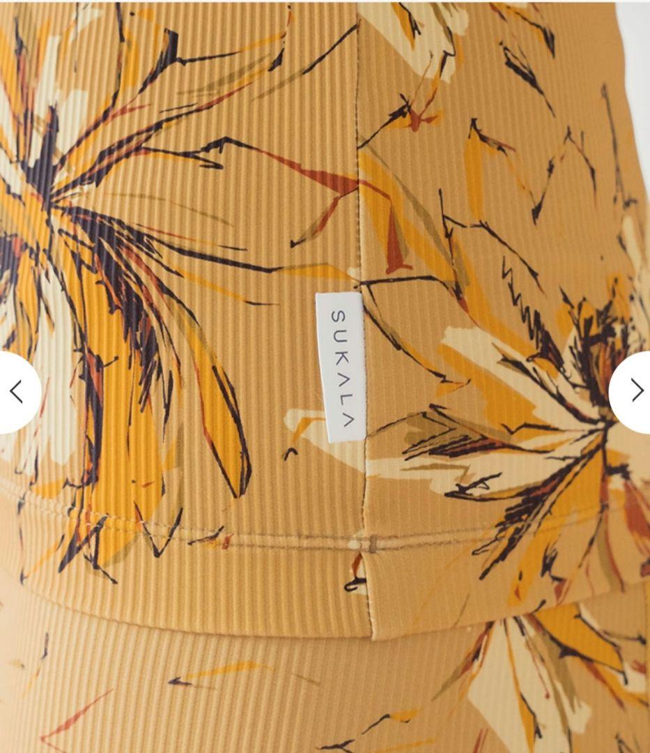 新品タグ付き　袋あり　【SUKALA】リブBigフラワープリントタンクトップ　S