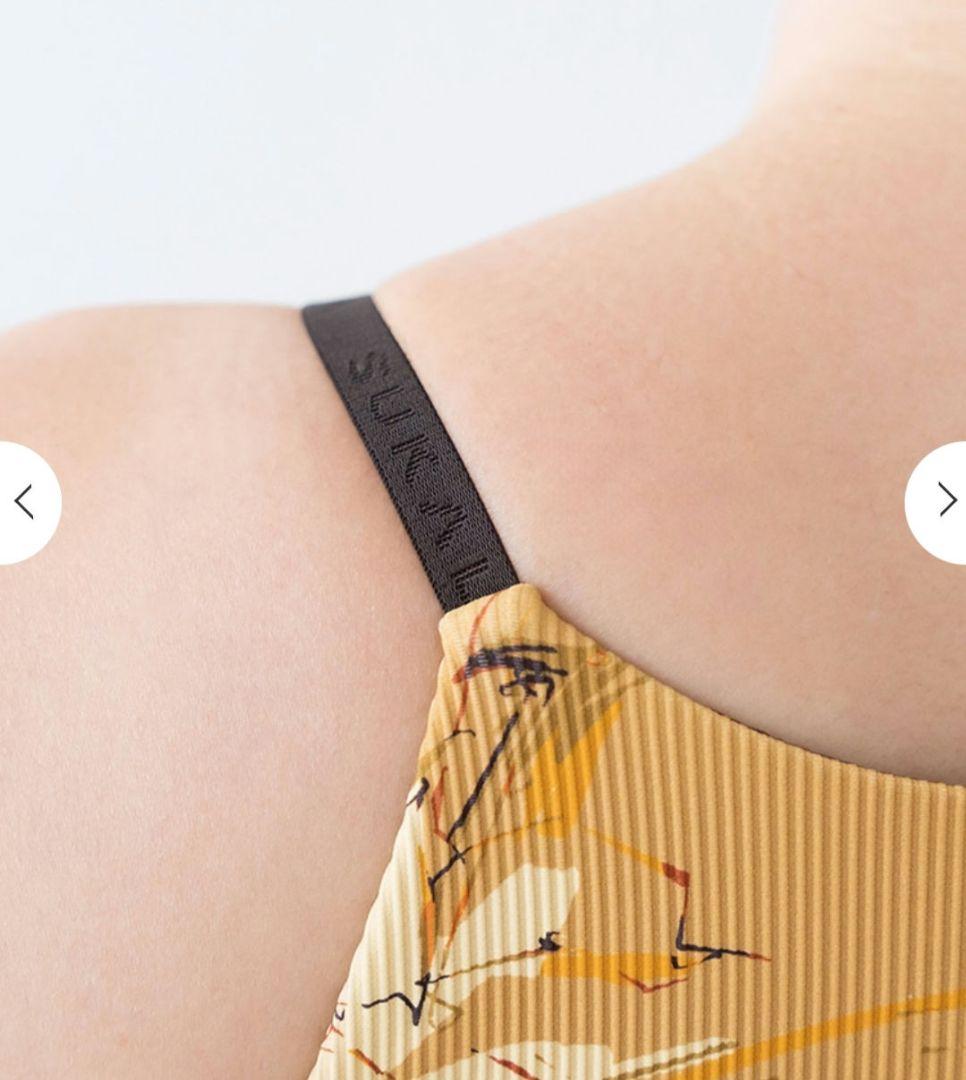 新品タグ付き　袋あり　【SUKALA】リブBigフラワープリントタンクトップ　S