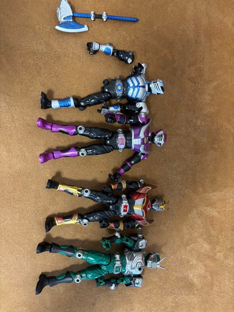 仮面ライダー龍騎　ミラーモンスター　フィギュア