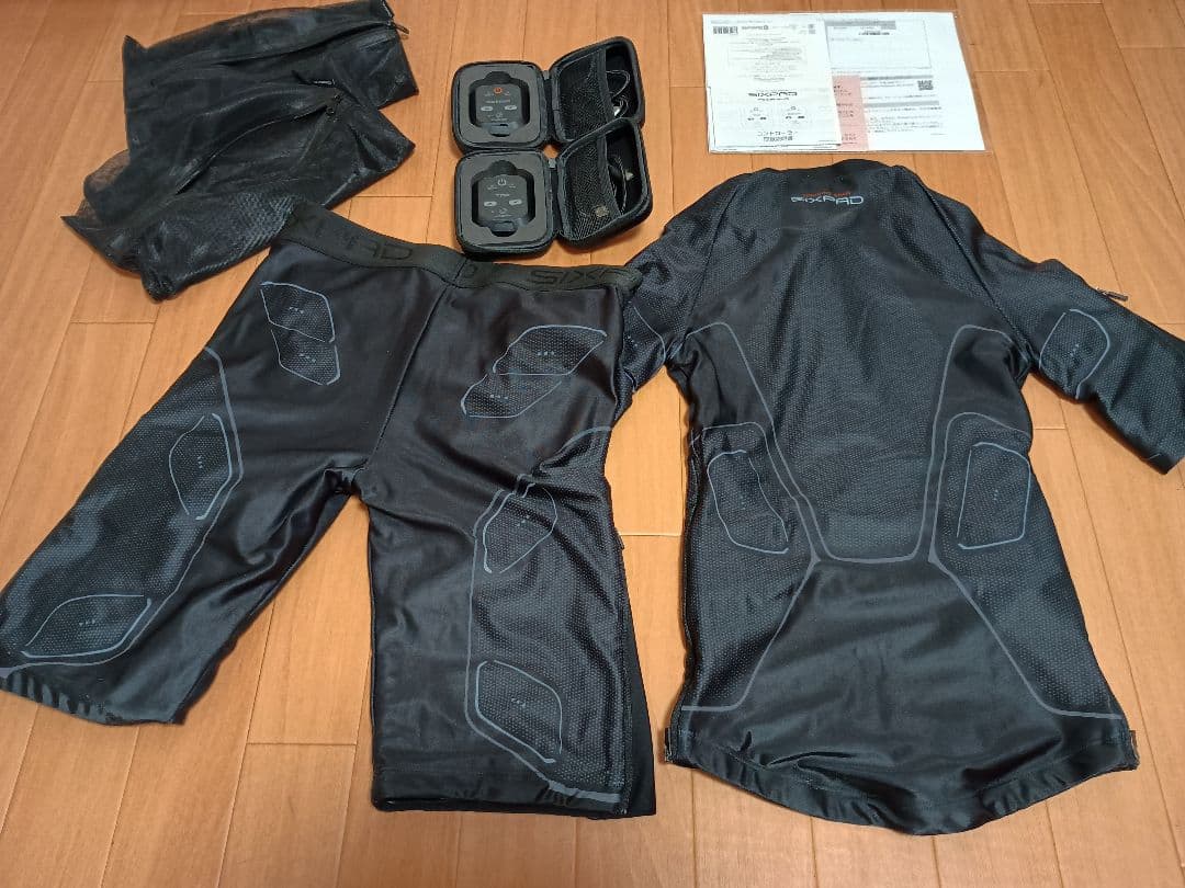SIXPAD Powersuit パワースーツ Top Bottom 上下セット
