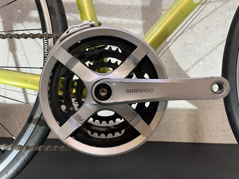 GIANT ESCAPE R3 クロスバイク sizeS　イエローカラー