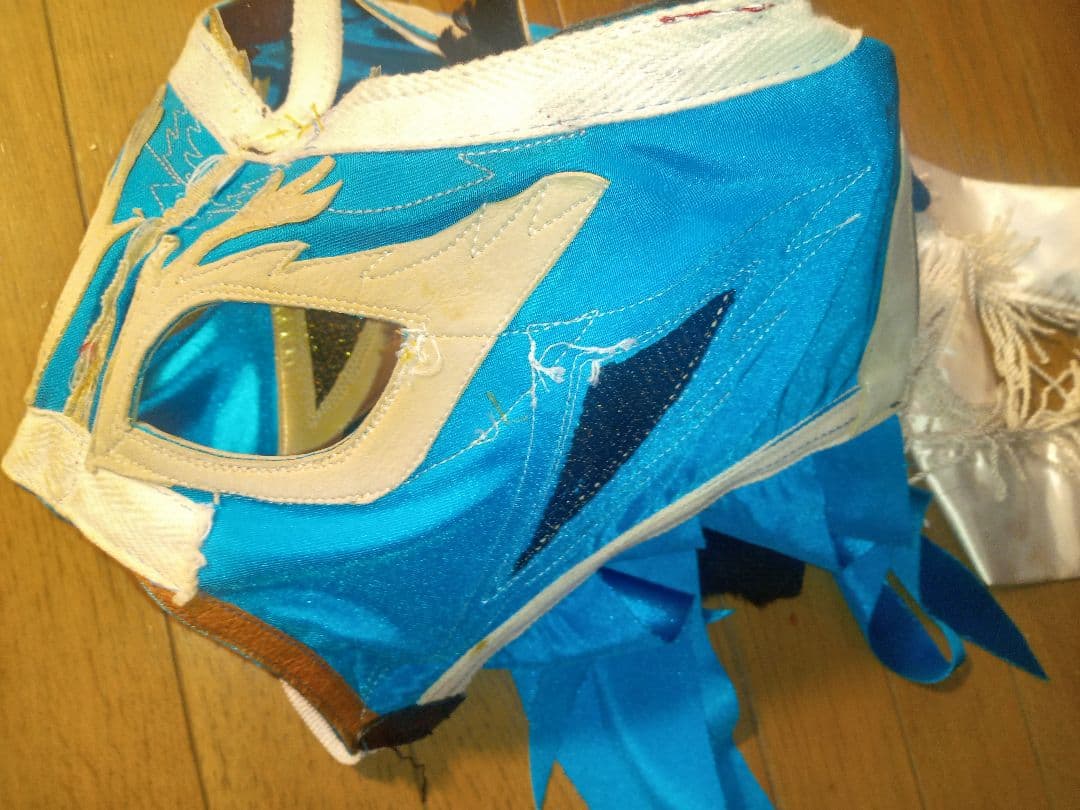 U*7様 値下げ！ハヤブサ(初代)のサイン入りプロレスマスク