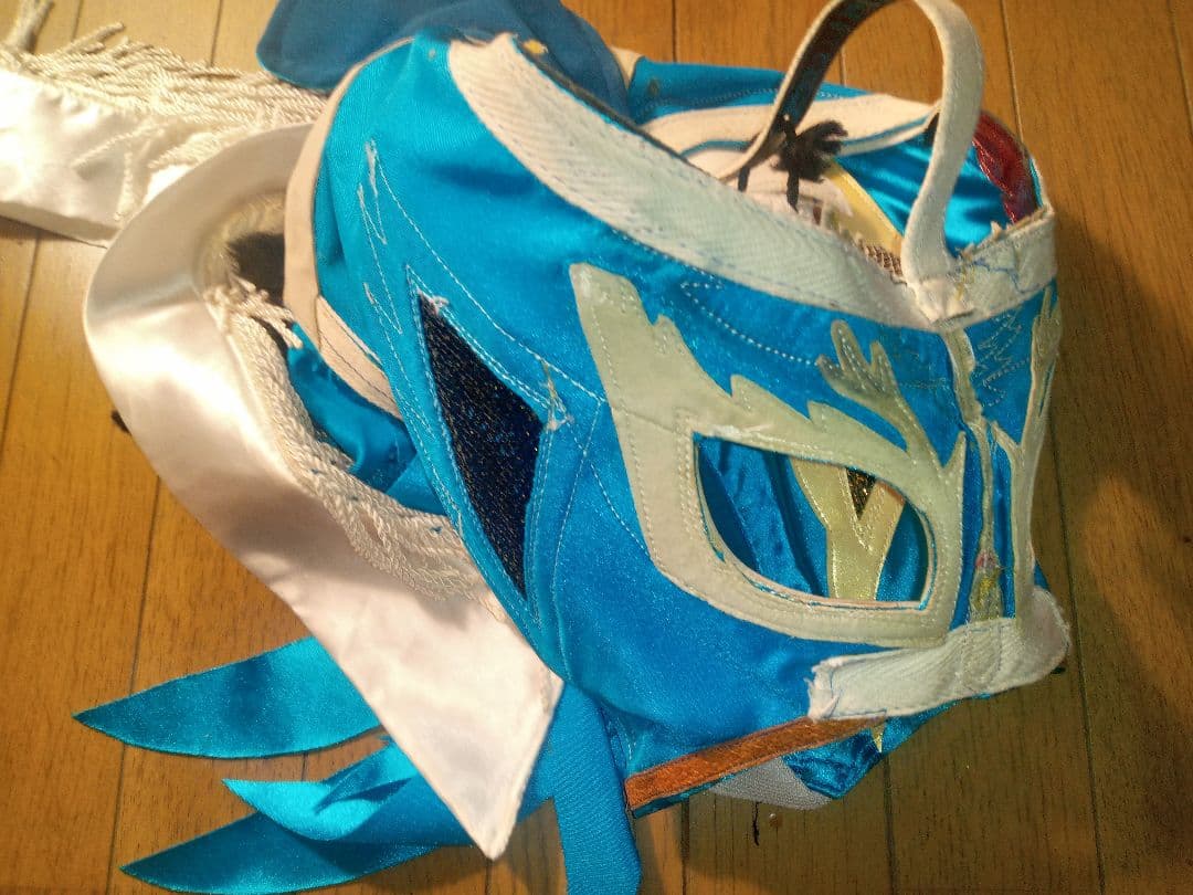 U*7様 値下げ！ハヤブサ(初代)のサイン入りプロレスマスク