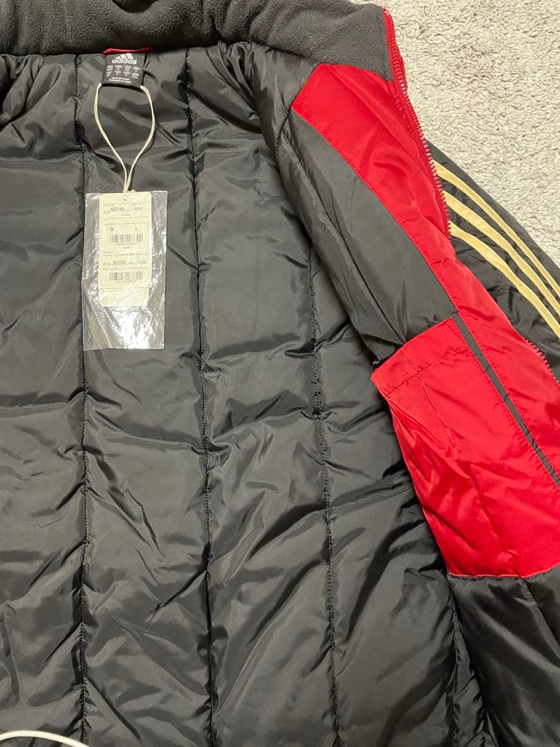 adidas ドイツ代表 Mercedes Benzベンチコート 赤黒 新品
