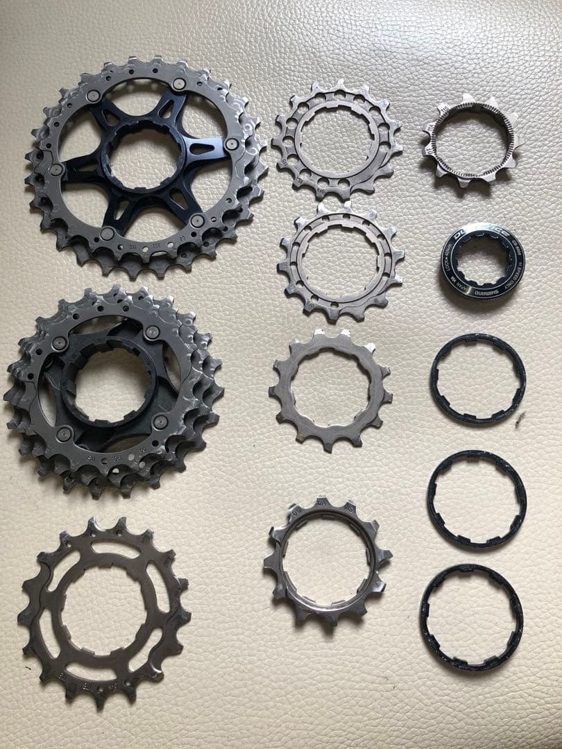 送料込み！デュラエース CS-9000 11-28T 走行極少 雨天未使用