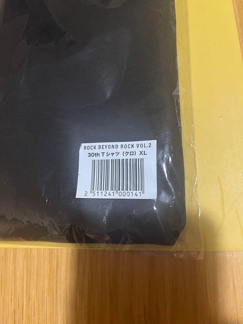 B'z ロゴ入 ROCK BEYOND ROCK Tシャツ 30周 XLサイズ