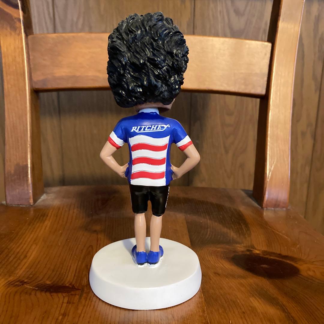RITCHEY創業者の首振りフィギュア