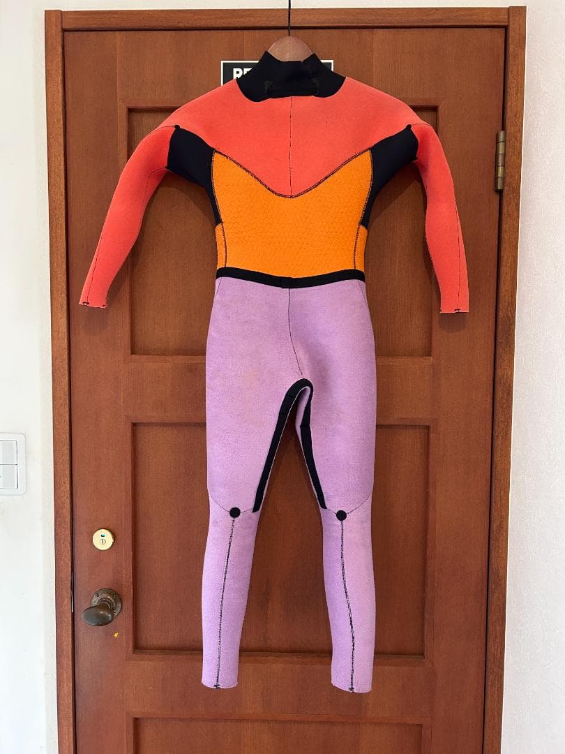 キッズ　130㎝　冬用　５×３　セミドライフルスーツ　ウエットスーツ　裏起毛