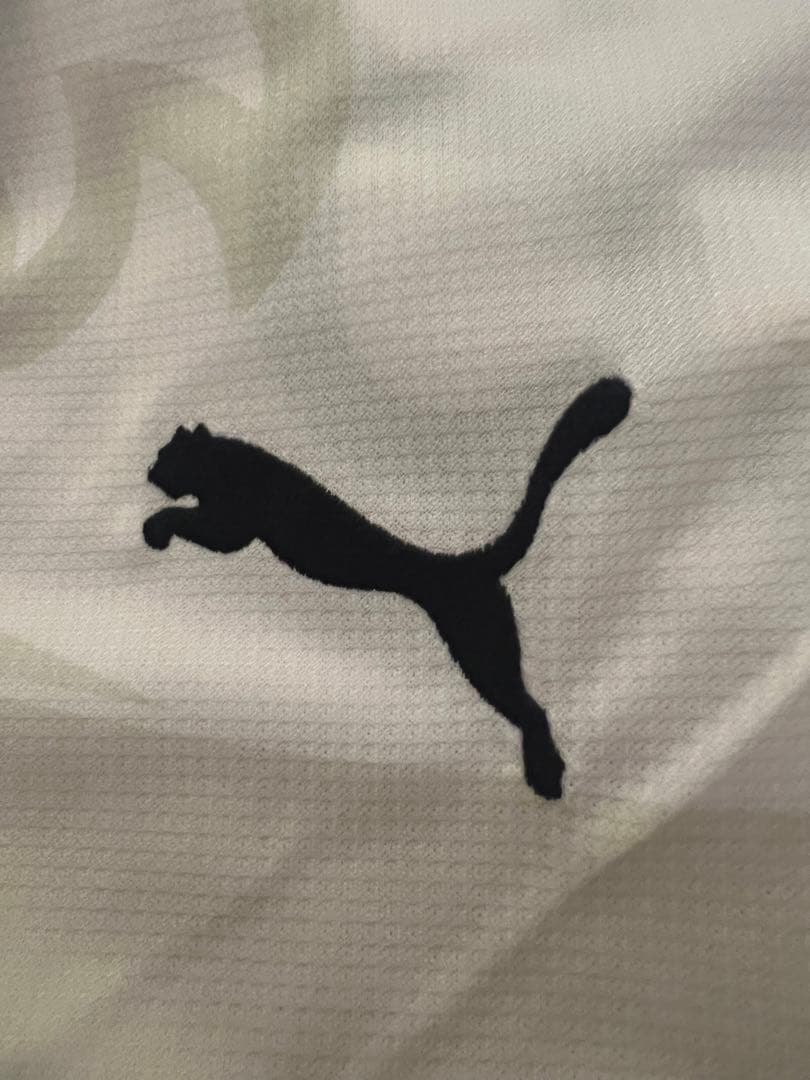 名波浩 直筆サイン入りユニフォーム