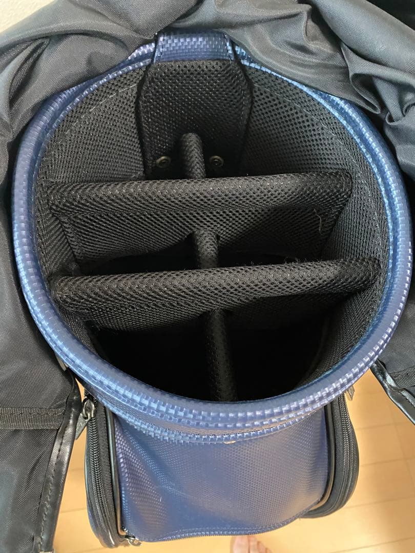 バーニーズニューヨーク　キャディバッグ&キャップ