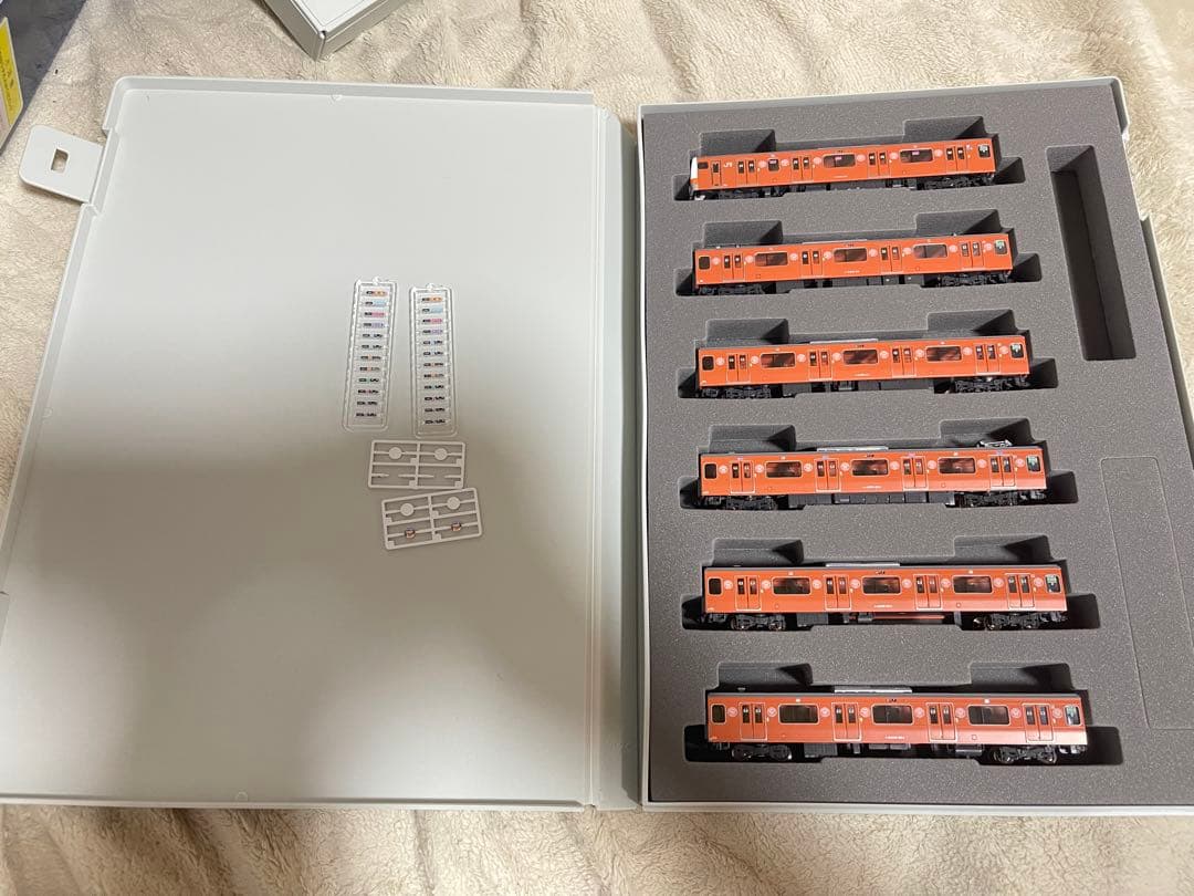 た*ち様 Tomix 97916 E233系0番台中央線開業130周年記念ラッピ