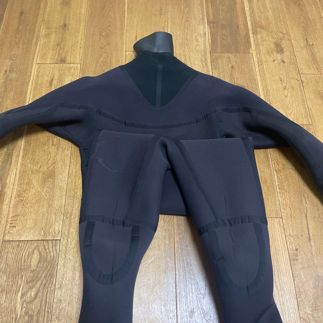 ダブ　DOVE ドライスーツ　サーフィン