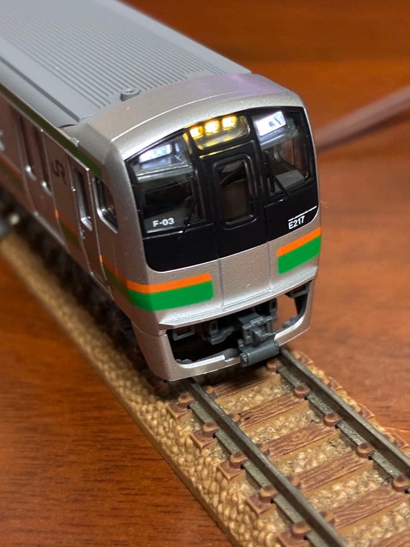 ト*モ様 E217系東海道線 8両基本セット　kato ライト点灯動力動作確認済