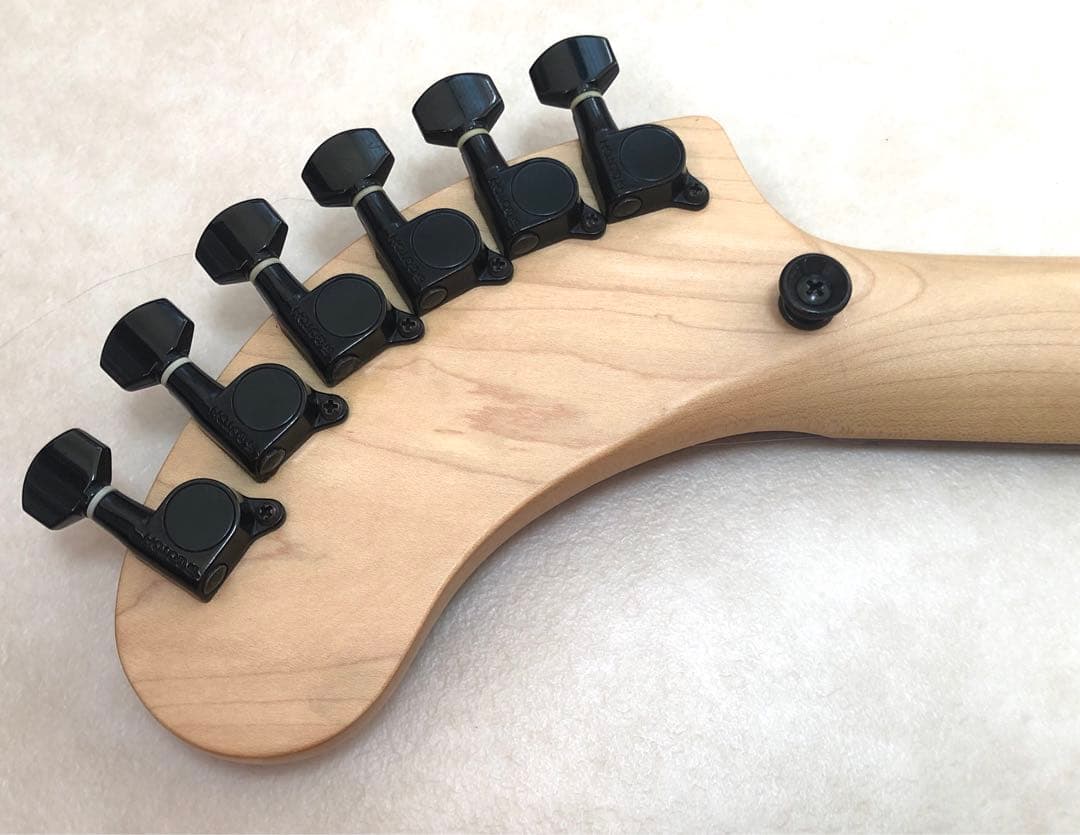 【美品】ZO-3 芸達者 MB アンプ内蔵ミニギター 専用ケース付 アーム付