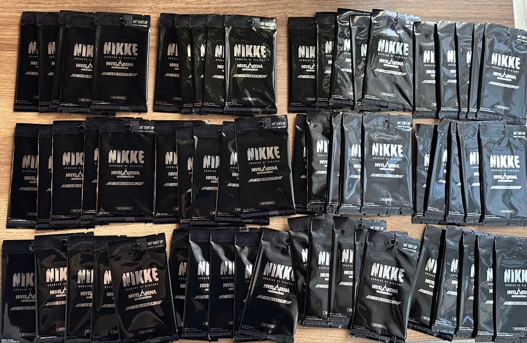 【新品】勝利の女神 NIKKE NIVEL ARENA プロモ パック 65枚