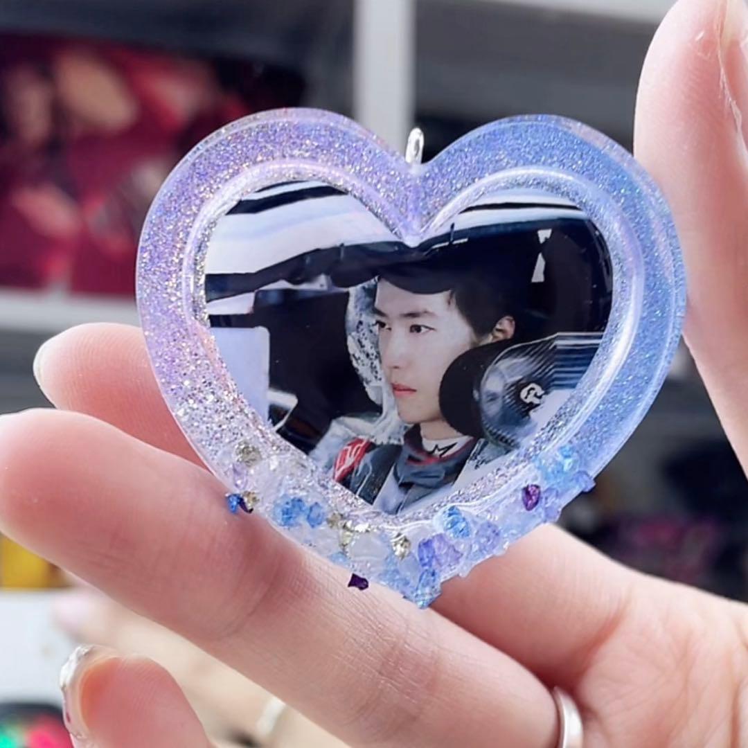 王一博 ゴージャスなキラキラ 星&ハート　レジンキーホルダー14点セット❣️確認用
