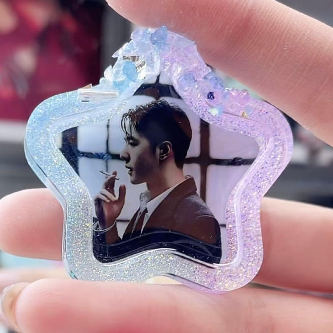 王一博 ゴージャスなキラキラ 星&ハート　レジンキーホルダー14点セット❣️確認用