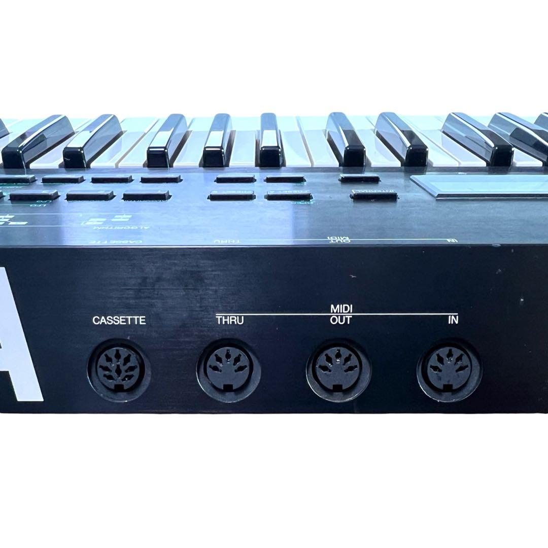 【名機・音出し確認済】YAMAHA V2 FM音源シンセサイザー ヤマハ