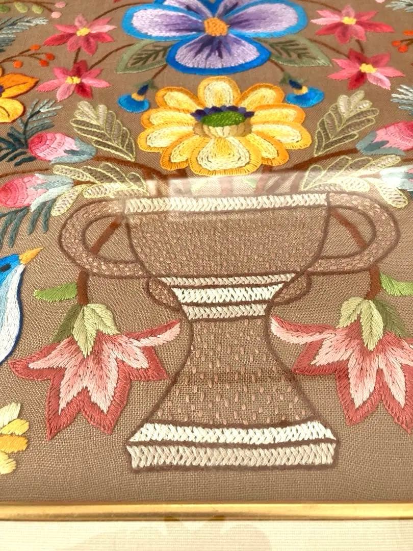 美品　戸塚刺繍　戸塚きく　初代作品　額　花　鳥　モダン