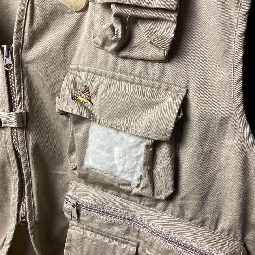 ヴィンテージ　フィッシングベスト　古着　ポケット　背面　ジップ