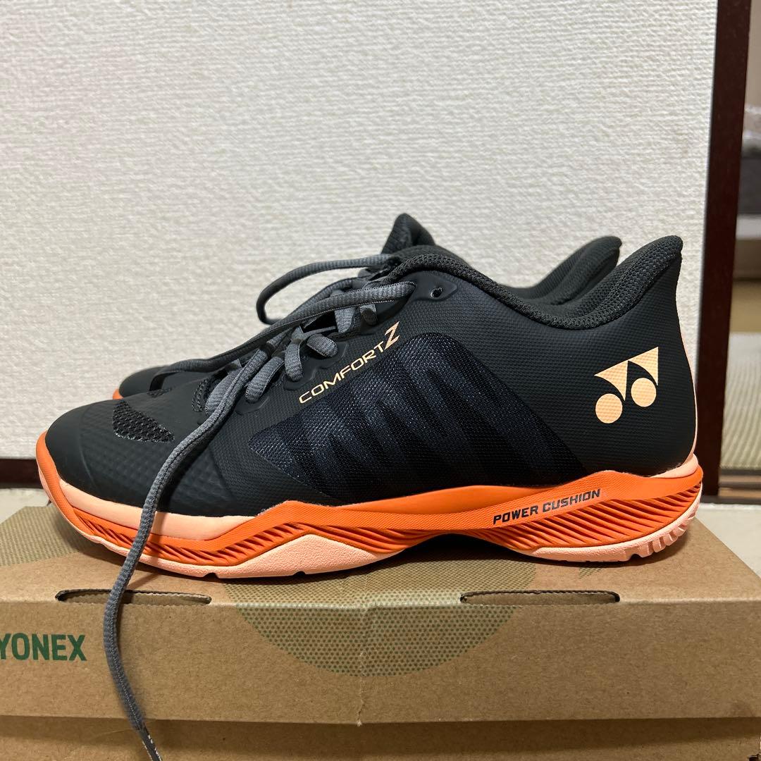 YONEX バドミントンシューズ 23.5cm