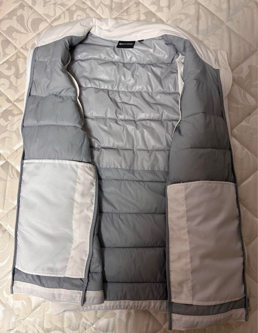 テーラーメイド ダウンベスト　白