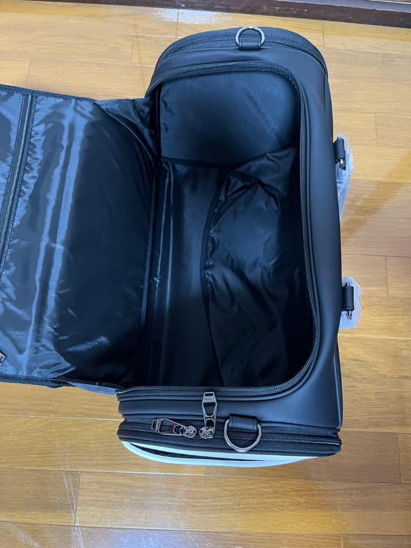 スリクソン Srixon ゴルフバッグ ブラック　新品未使用