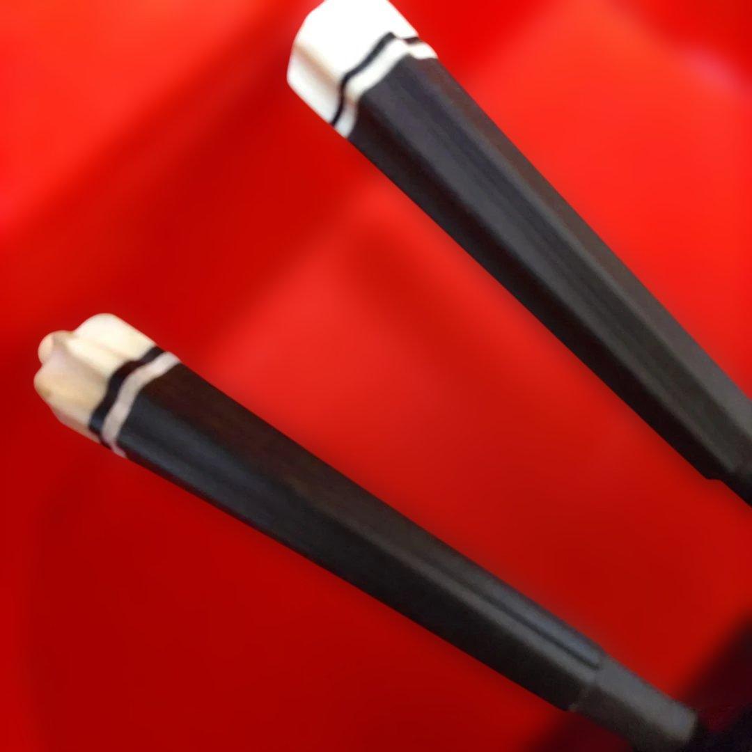 沖縄の三線 守礼印 蛇皮 ハードケース付 裏面に破れあり