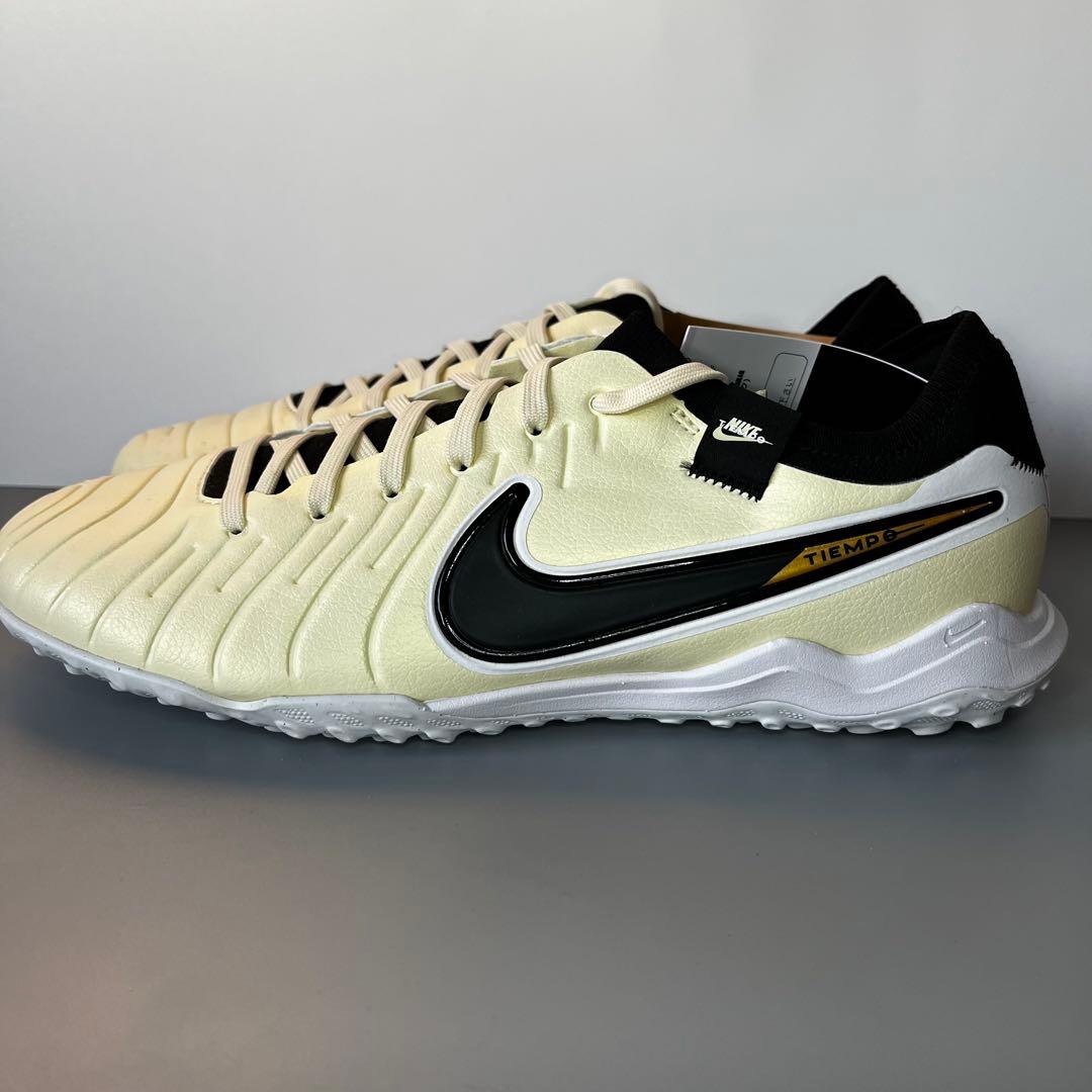 【新品未使用】ナイキ レジェンド 10 PRO TF DV4336 26.0cm