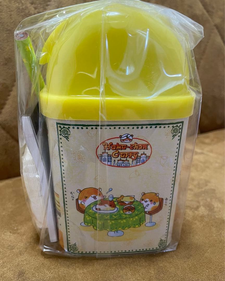 希少　平成レトロ　クーリア　ハムちゃんカレー