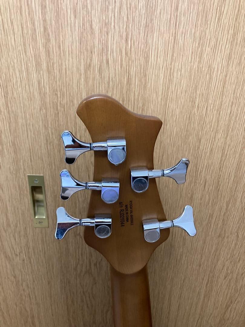 RYOGA (リョウガ) 5弦エレキベース Val-Bass5