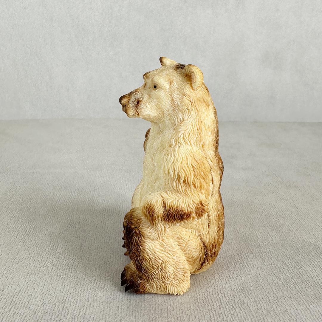 置根付　クマ　熊　セイウチ牙製　置物　彫刻　ミ10