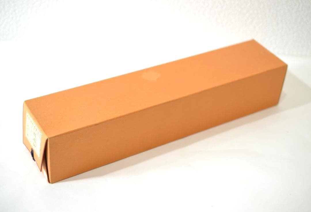 一行軸「丹頂千年寿」前大徳　三重　玉龍禅寺 　戸上　明道師　筆