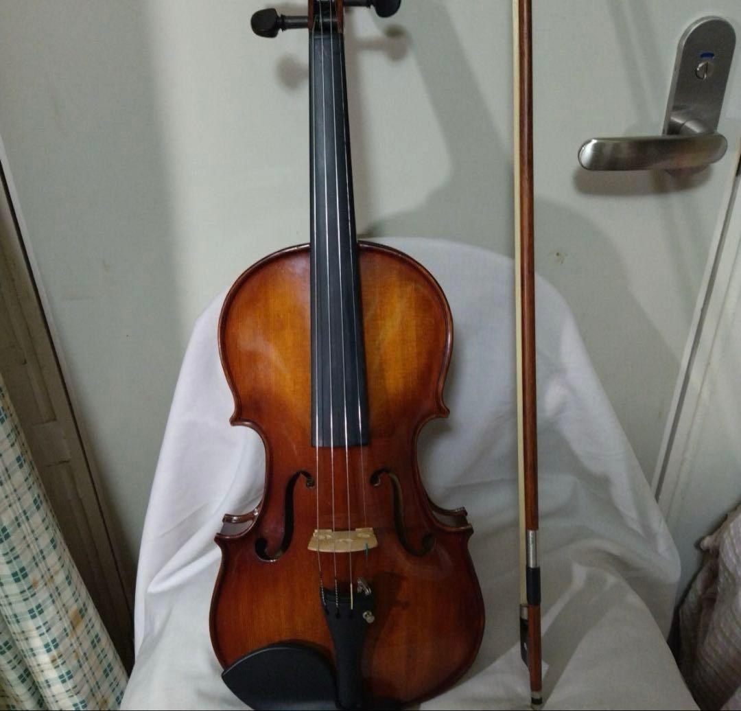 ♥お買い得品♥バイオリン4/4 弓　ケース付き　大人用