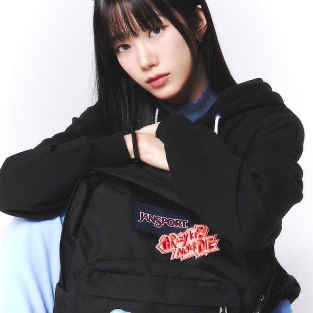 JANSPORT ジャンスポーツ　ルセラ LE SSERAFIM リュック