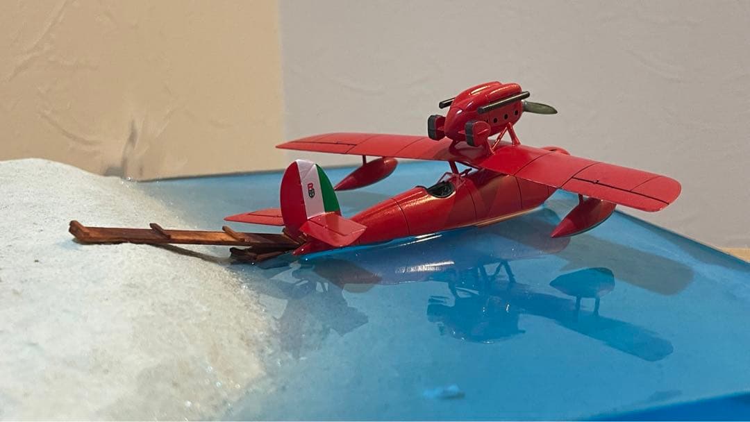 ポルコの隠れ家　紅の豚　ジオラマ　ライトアップ