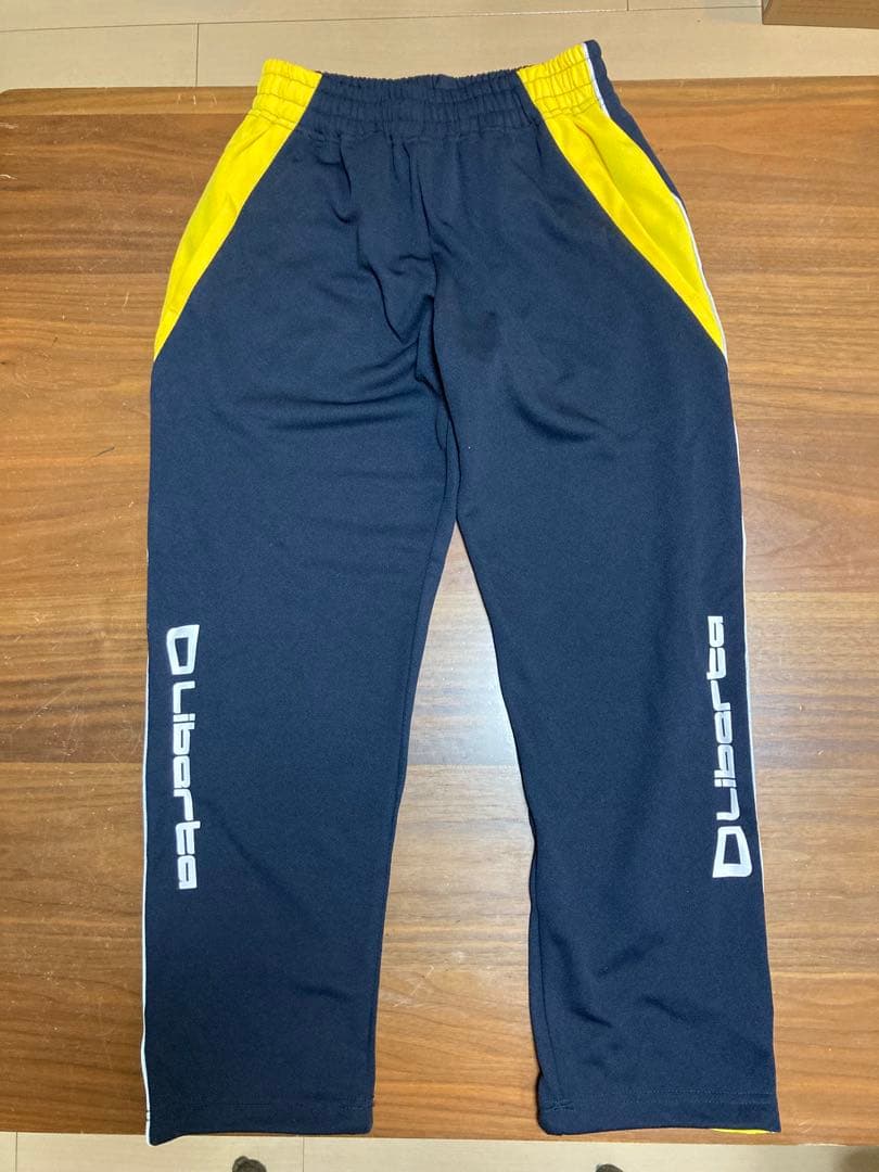 リベルタ Liberta ジャージ上下セット　上着140 下着130、145