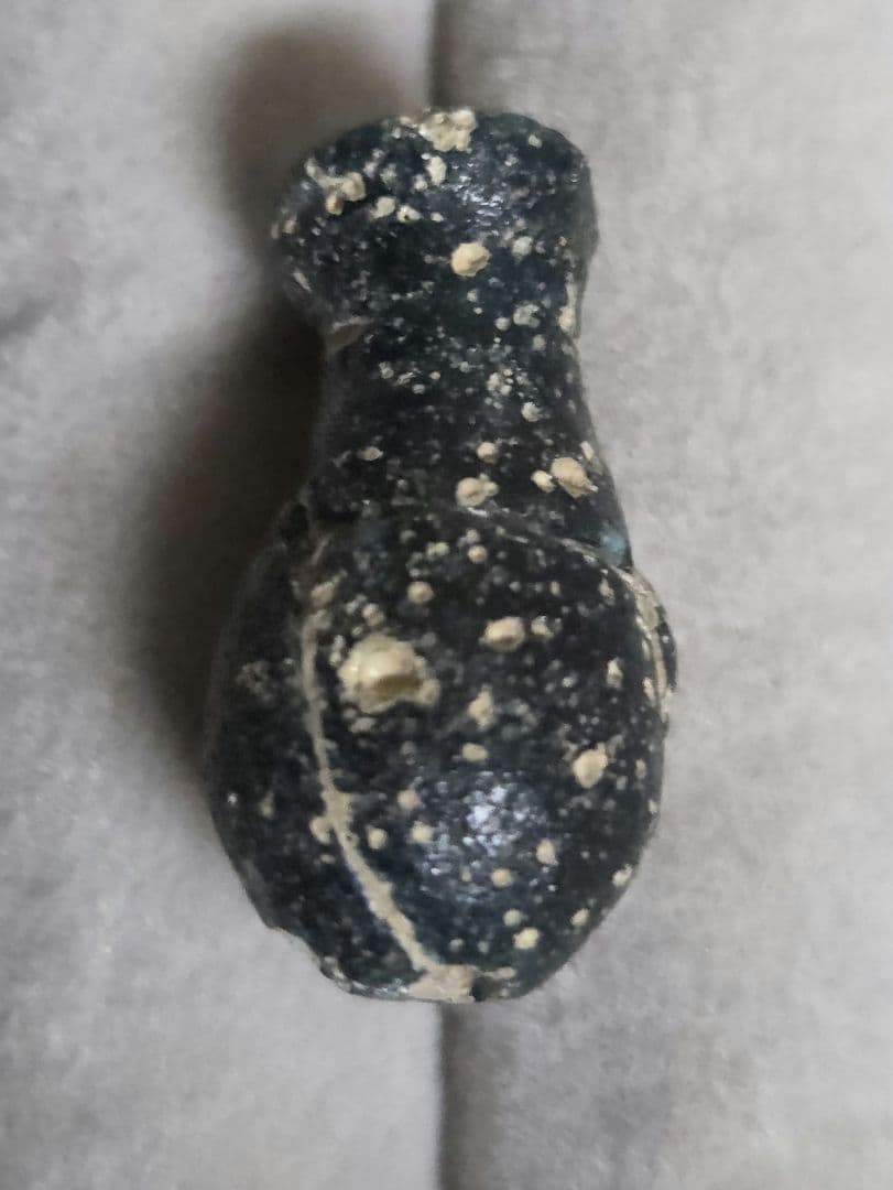 006　ビーズ　トンボ玉　容器玉　小さなガラス壺　！