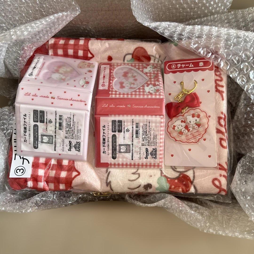 Lil ala mode×サンリオ・キャリーケース＋ボストンバッグ＋グッズ計６点