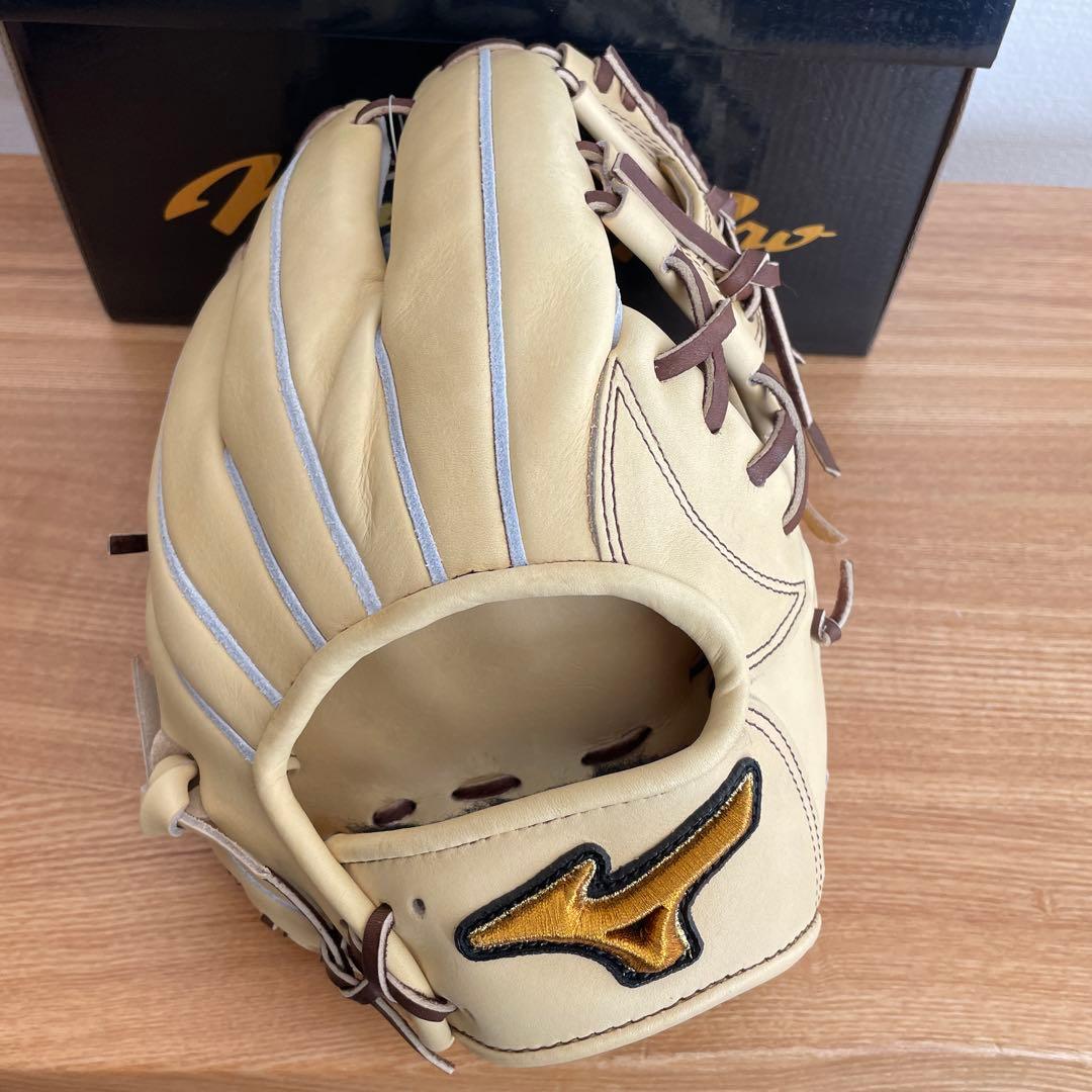 ミズノプロ　硬式用　内野　グラブ　グローブ　定価69,300　限定　高校野球対応