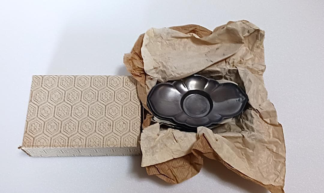 【アンティーク】　古錫 茶托 五客 在銘 乾茂號造　錫　【ヴィンテージ】