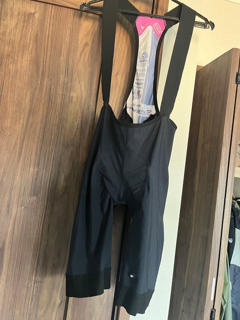 アソスビブショーツ　Lサイズ