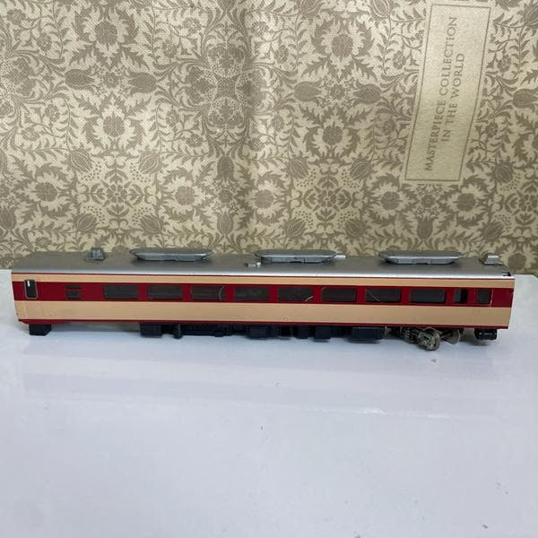 Y【ジャンク品】鉄道模型 キハ80 60 汚れ、破損・欠品あり 部品取り s